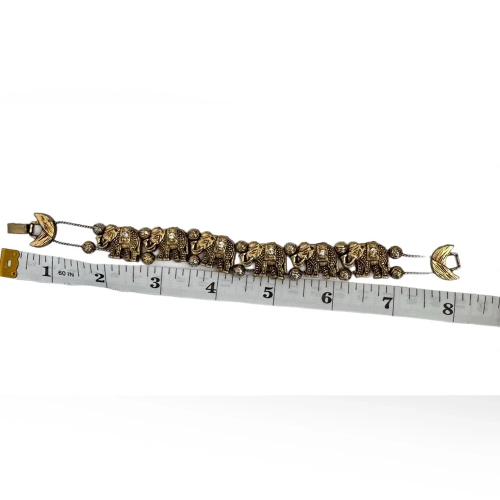 Antique-Style Link Elephant Bracelet